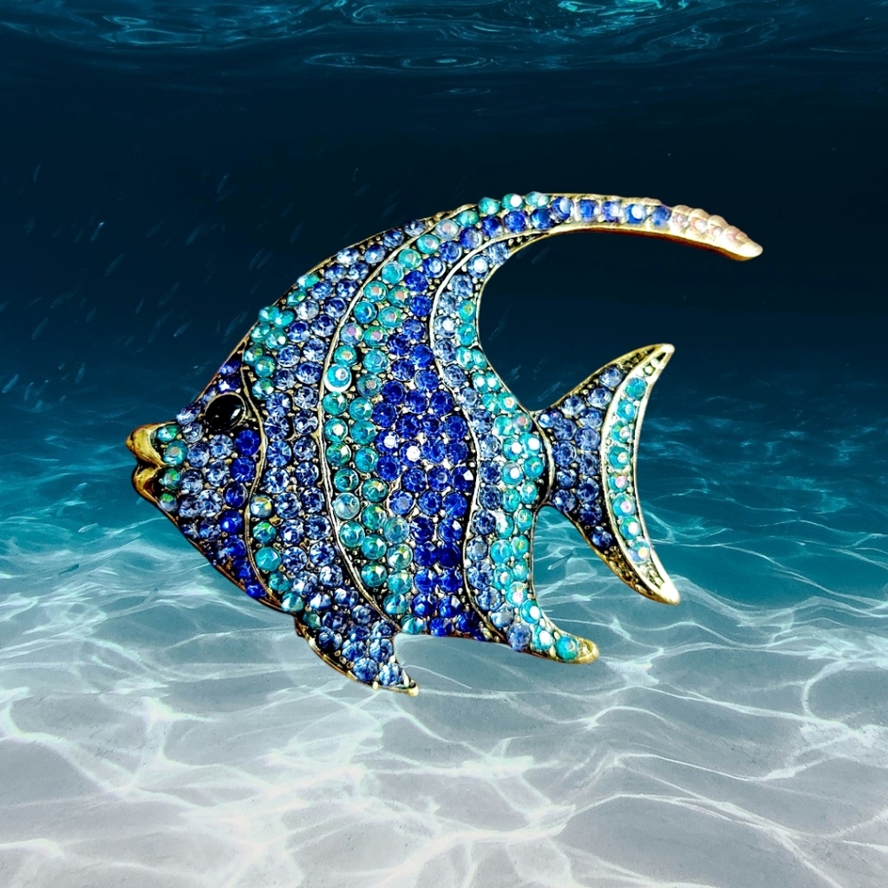 Elegant Blue and Gold Fish Brooch